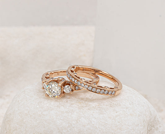 Dazzles Ring 04