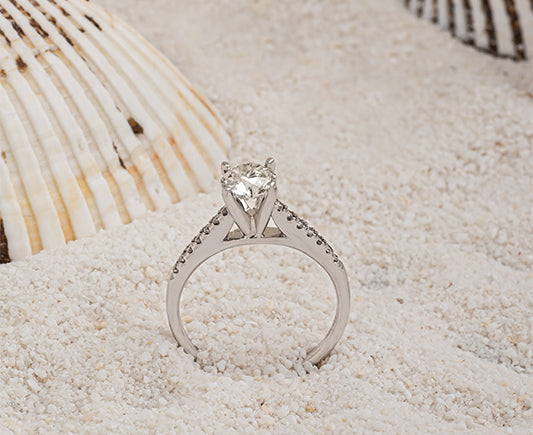 Dazzles Ring 12