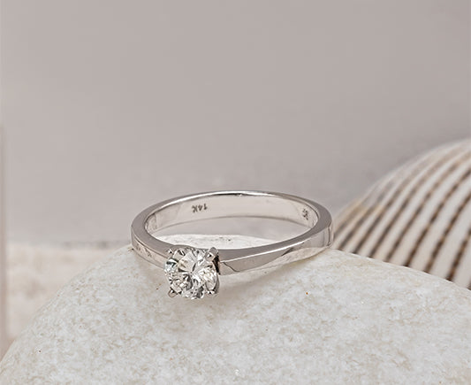 Dazzles Ring 15