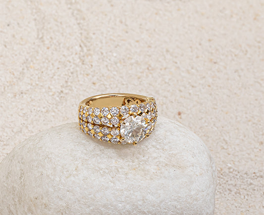 Dazzles Ring 16