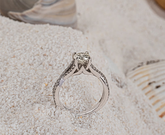 Dazzles Ring 23